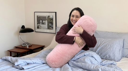 Body pillow sizes explained: what 100cm actually feels like